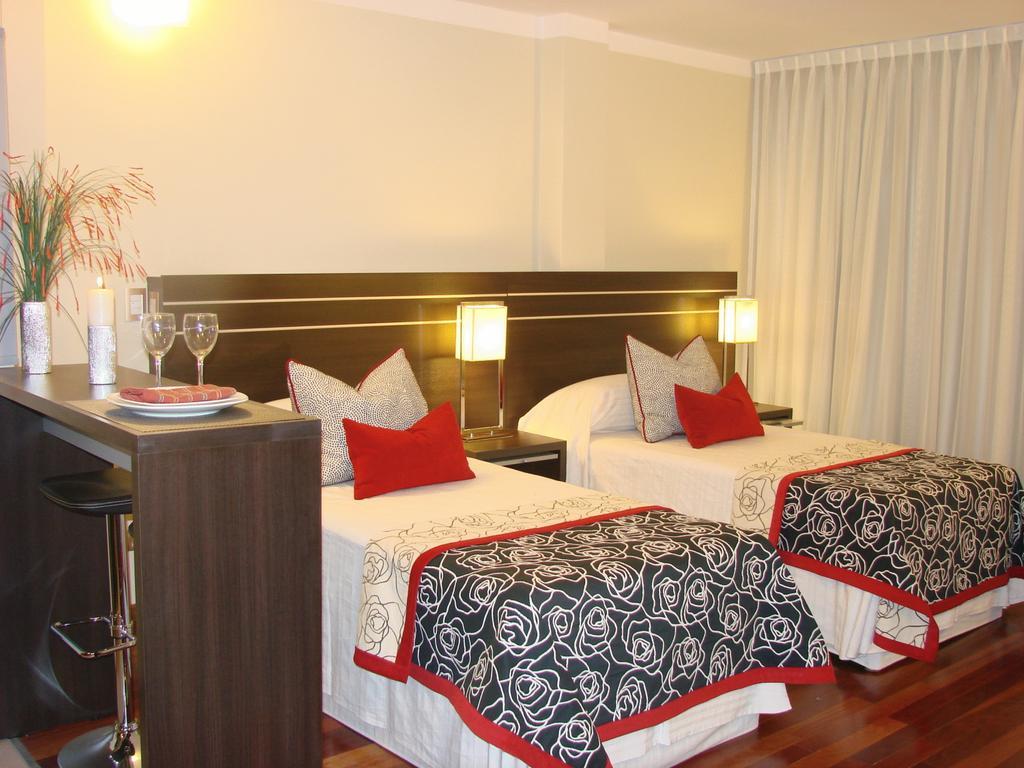 Zoom Apartments Hotel Córdoba Zimmer foto